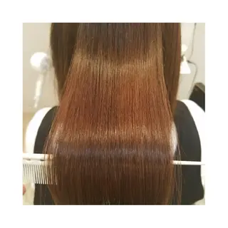 ロング パーマ 荒山 栞奈のヘアスタイル