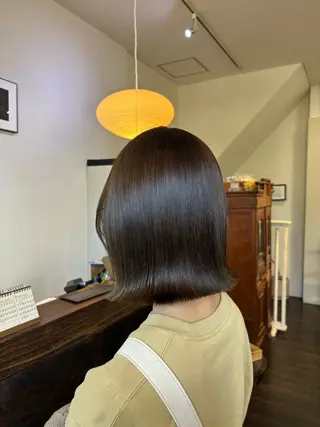 ミディアム 三國 栞音のヘアスタイル