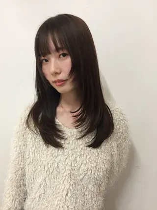 セミロング 松林 芽依のヘアスタイル