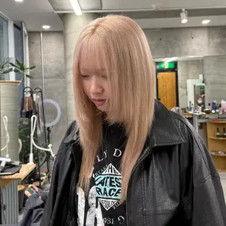 ロング カラー Runa/大人 かわいいハイトーンのヘアスタイル