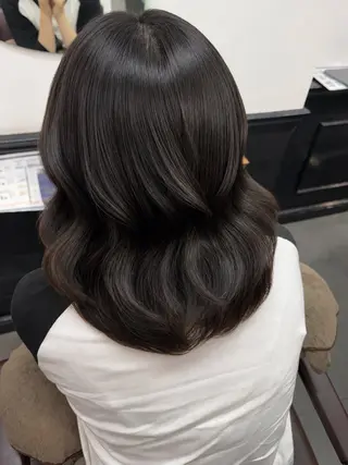 ミディアム カラー 💖透明感カラー💖 美優のヘアスタイル