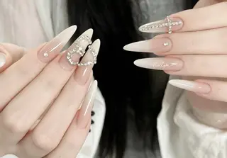 ネイル Pure&Rich Nailのネイルデザイン