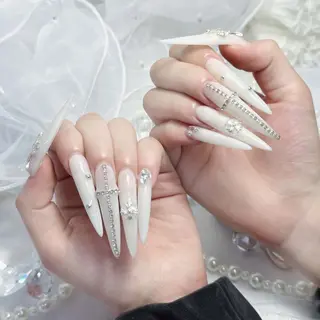 ネイル Rina Mika Nailsのネイルデザイン