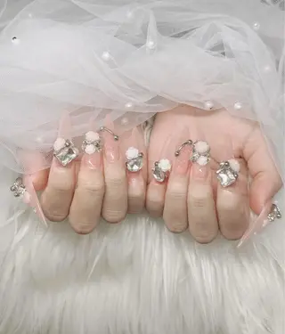 ネイル Lee Nailsのネイルデザイン