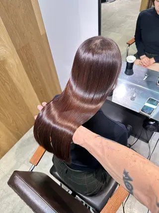 ロング 縮毛矯正🌝髪質改善 🌝一条龍輝のヘアスタイル