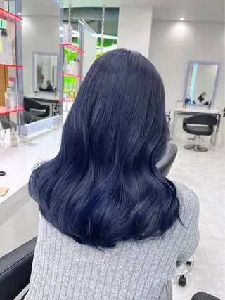 セミロング カラー ヘアアレンジ 🫧モテる💗ダメー ジレスハイトーン🫧のヘアスタイル