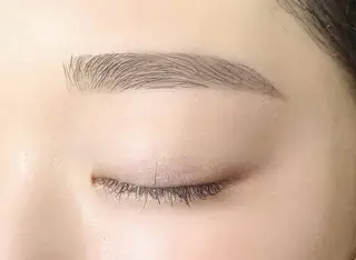アイブロウ BECKYLASH 大下のマツエク・マツパデザイン