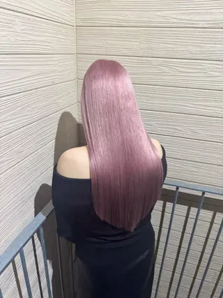 ロング カラー 《髪質改善 UN BLEACH》のヘアスタイル