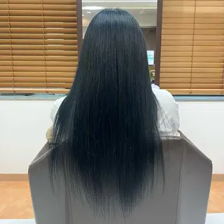 ロング カラー mi kaのヘアスタイル