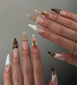 ネイル Rina Mika Nailsのネイルデザイン