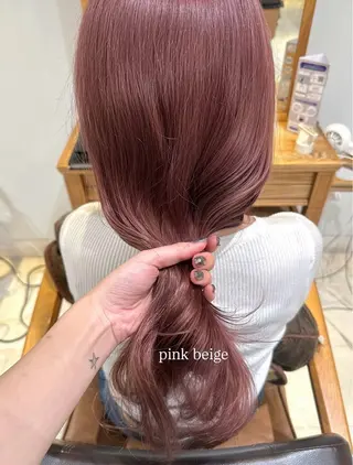 セミロング カラー 服部 真帆のヘアスタイル
