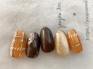ネイル mogunail &blowのネイルデザイン