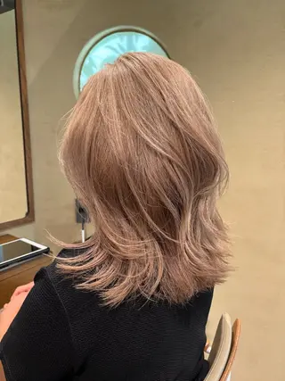 ミディアム カラー 中目黒 akaneのヘアスタイル