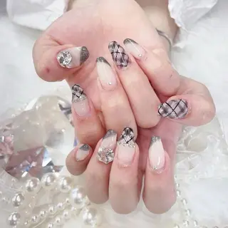 ネイル Lee Nails チップ長さだし専門店のネイルデザイン