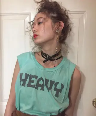 ミディアム miu （ミユ）のヘアスタイル