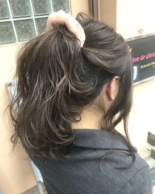 セミロング カラー 髪質改善 中川 翔のヘアスタイル