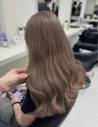 ロング カラー ヘアアレンジ 韓国レイヤー&ピンク 艶髪🩶maikoのヘアスタイル