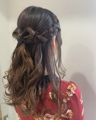 ロング ヘアアレンジ 名駅🦢大人艶カラー 🪽カミヤアカネのヘアスタイル