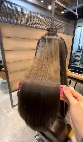 ロング 髪質改善 永田零亜のヘアスタイル