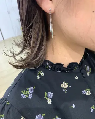 ショート カラー レイヤーカット 西村あきやのヘアスタイル