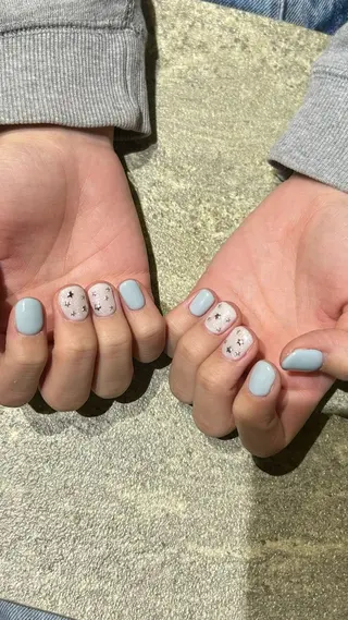ネイル 板垣 まいのヘアスタイル