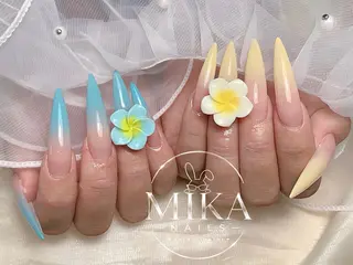 ネイル 🌻Luna Mika🌻のネイルデザイン