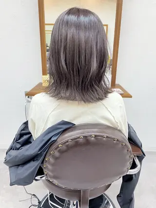 ミディアム カラー Luxbe hakataのヘアスタイル