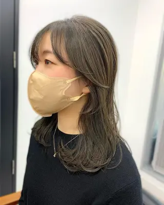 セミロング カラー パーマ ヘアアレンジ メンズ キッズ ネイル マツエク・マツパ アイブロウ 似合せレイヤー/ 柔らか透明感カラーのヘアスタイル