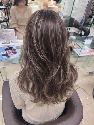 セミロング 髪質改善・縮毛矯正 白根凌二のヘアスタイル