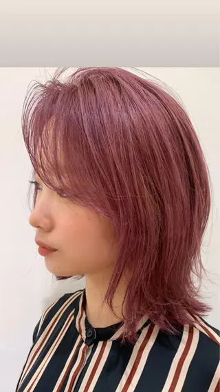 セミロング カラー navile momoのヘアスタイル