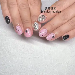 ネイル R inのネイルデザイン