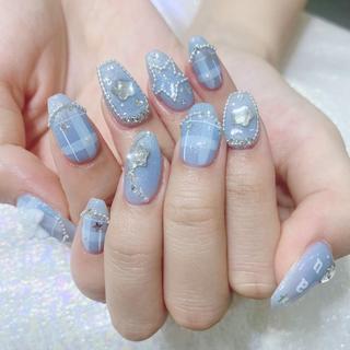 ネイル Queens テイのネイルデザイン