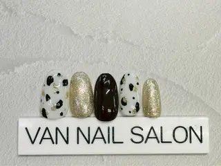 ネイル Van Nail Salonのネイルデザイン