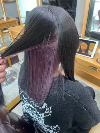 カラー 秋山 美奈のヘアスタイル