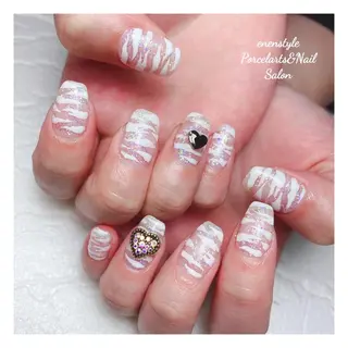 ミディアム ネイル 🐾enen style 🐾のネイルデザイン