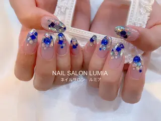 ネイル ネイルサロン ルミア Lumia 店長施術のネイルデザイン