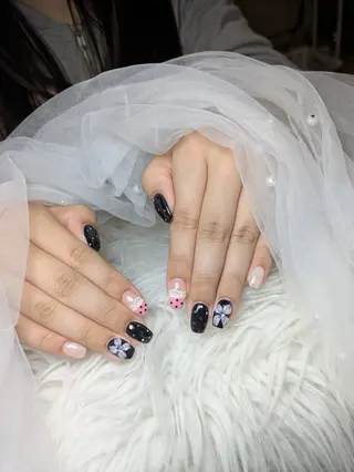 ネイル Queen Nail 柏店　クイーンネイルのネイルデザイン