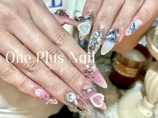ネイル One Plus Nail Salonのネイルデザイン