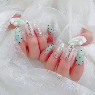 セミロング CHOnail 道玄坂のネイルデザイン