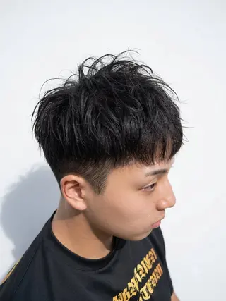 ショート 鈴木 まさしのヘアスタイル