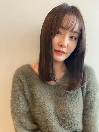 ミディアム カラー ショート/脱白髪染め ☆宇﨑悠実のヘアスタイル