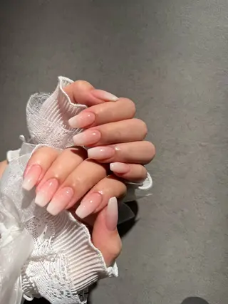 ネイル I-nailロング /ワンホン/キラキラのネイルデザイン