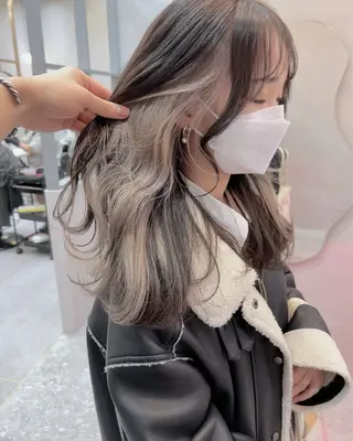 ロング カラー レイヤーダブルカラー KYONのヘアスタイル
