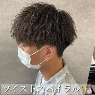 パーマ メンズ 曲がる縮毛矯正 🔥TAKUMA🔥のヘアスタイル