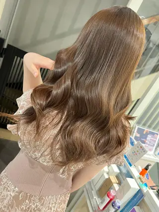 ミディアム カラー ヘアアレンジ 🏝️ハイトーン× エクステ特化🏝️のヘアスタイル