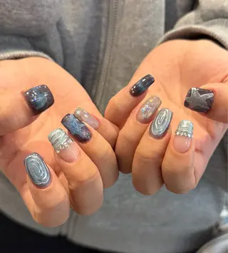 ネイル Natsumi💎 堺筋本町ネイルサロンのネイルデザイン