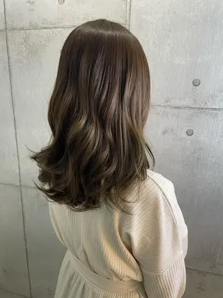 セミロング カラー マツエク/マイラミ 🇮🇹MAIのマツエク・マツパデザイン