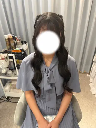 ロング ヘアアレンジ ココシャル miranoのヘアスタイル