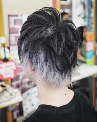 メンズ ゆぴ☾‪/推しカラー /ハイトーンのヘアスタイル