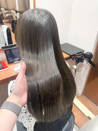 ロング カラー ﾚｲﾔｰ🩵透明感 ೀユイ🌙のヘアスタイル